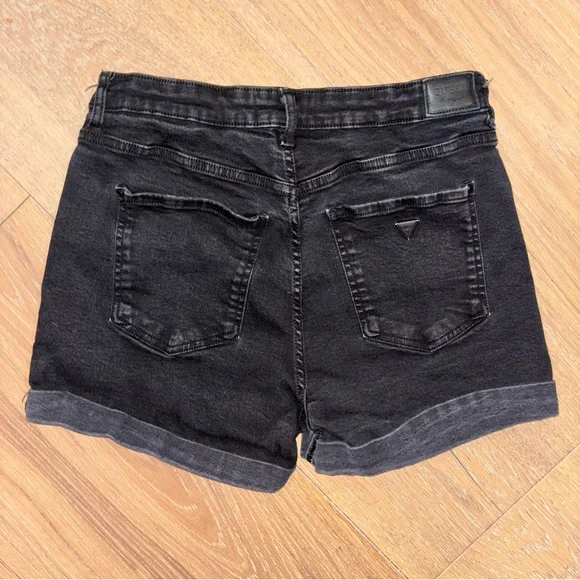 Guess Los Angeles Shorts with Floral Embroidery Size 31 - Picture 2 of 7